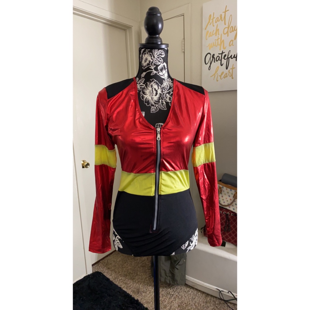 Sexy firefighter or incredibles Halloween costume